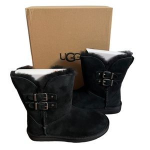 NIB UGG Women’s Renley II Boot in Black